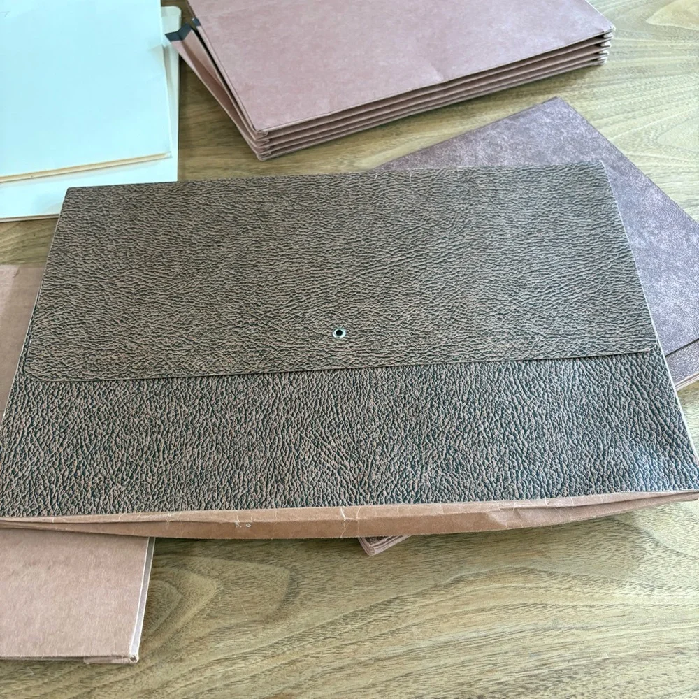 6 accordion folders